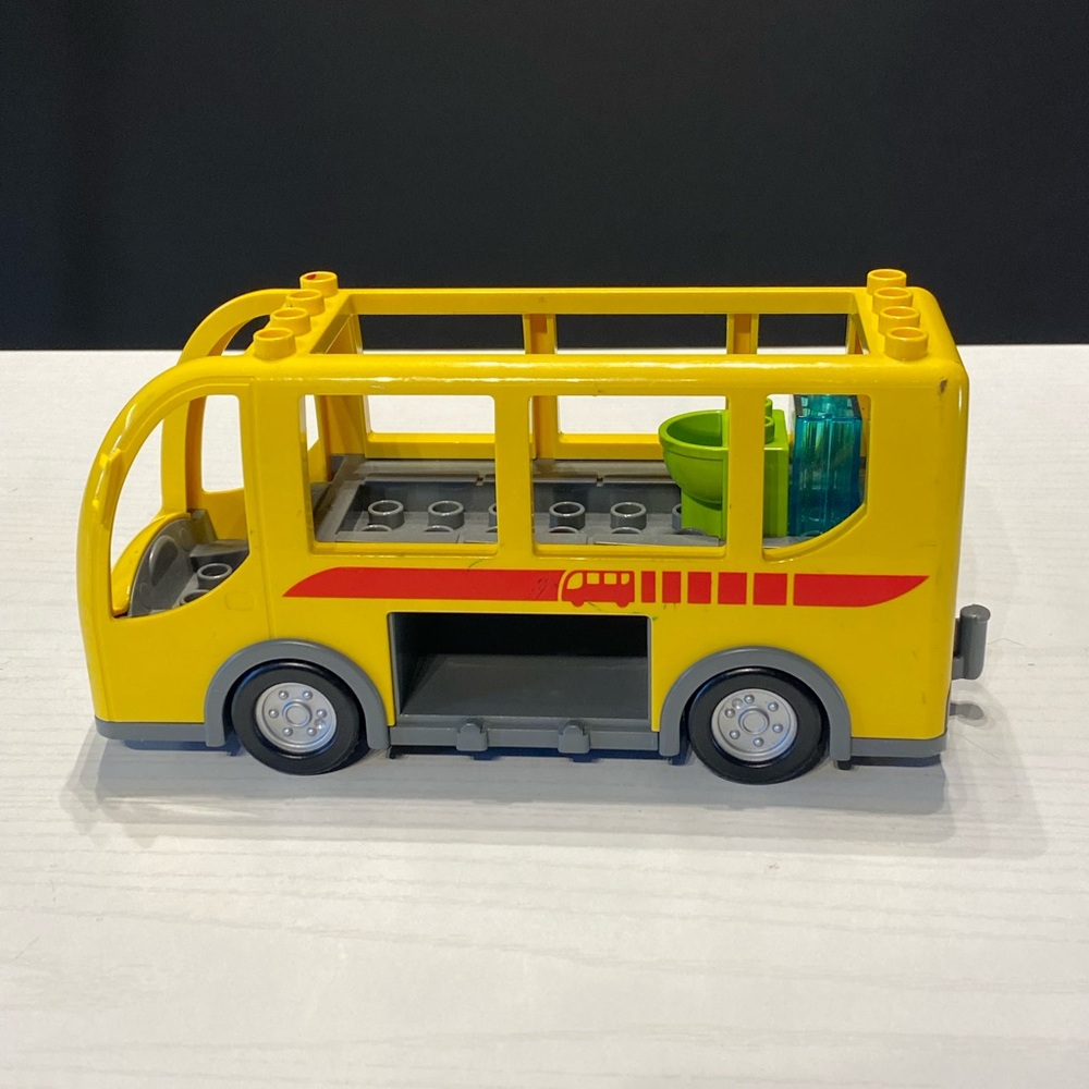 Lego Duplo Yellow School Bus #5636 Legoville 2008 Building Blocks